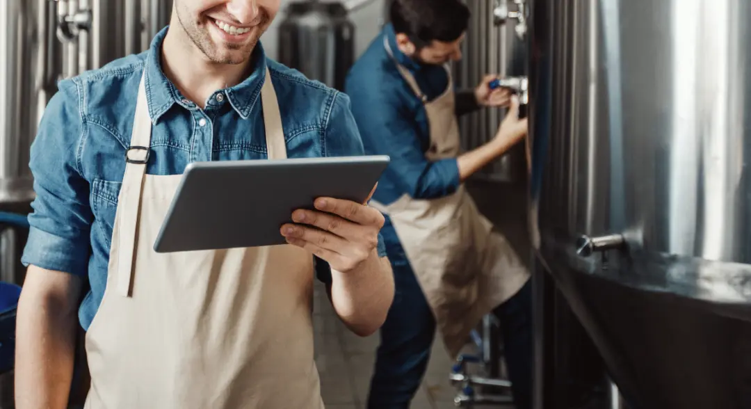 How To Train Your Plumbing Team For Optimal Software Adoption